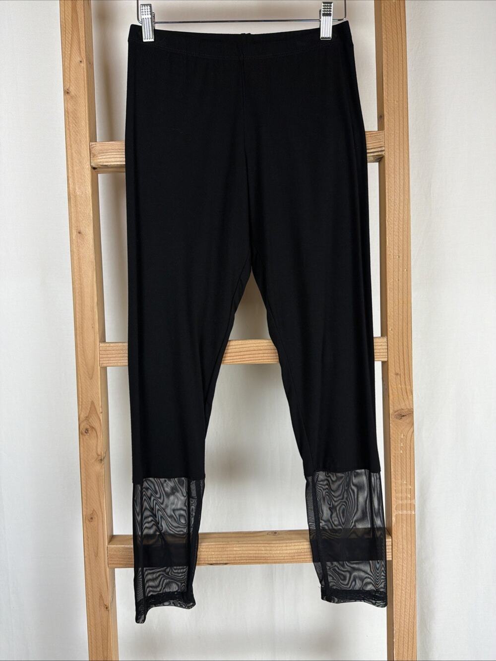 NWT Inoah Black " Mesh Hem Pull On Leggings Pants #0861 Size XS USA